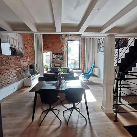 Apartament Exceptional T3 With Terrace In Hypercentre